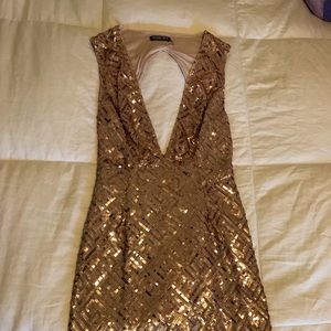 Fashion Nova Rose gold sequin Dress